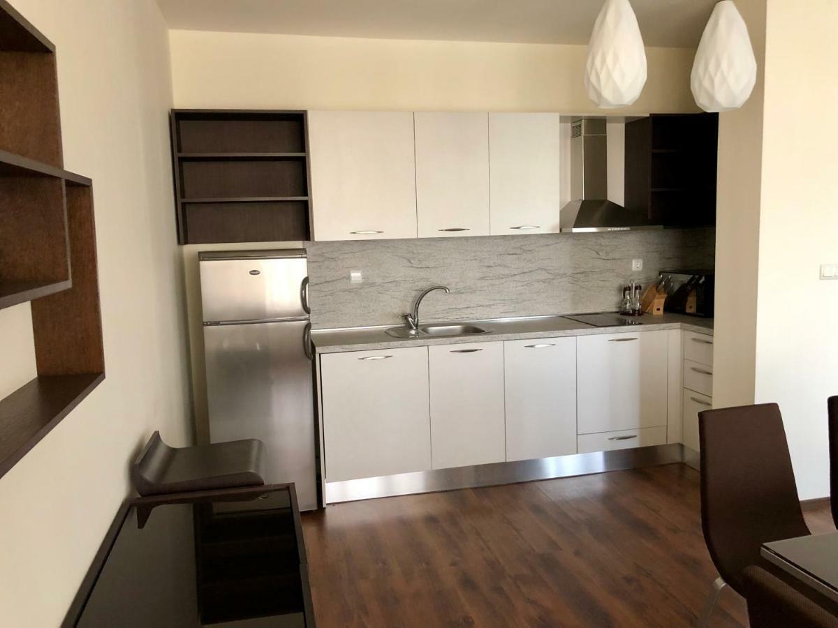 Apartments In Peter House Slăntjev Brjag Exteriör bild